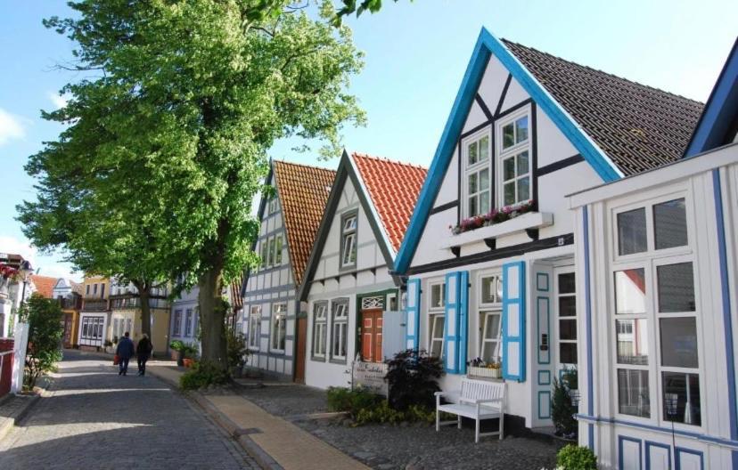 Hotel Birnbom Warnemünde Rostock Exterior foto