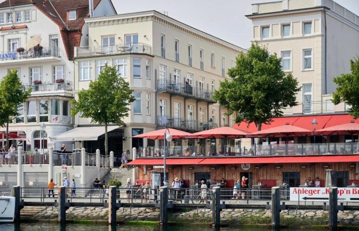Hotel Birnbom Warnemünde Rostock Exterior foto